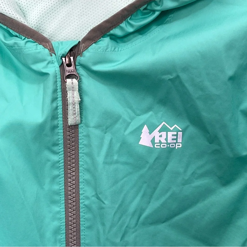 REI CO-OP Kids Medium 10-12 Groundbreaker Rain Wind Jacket hood green/grey light